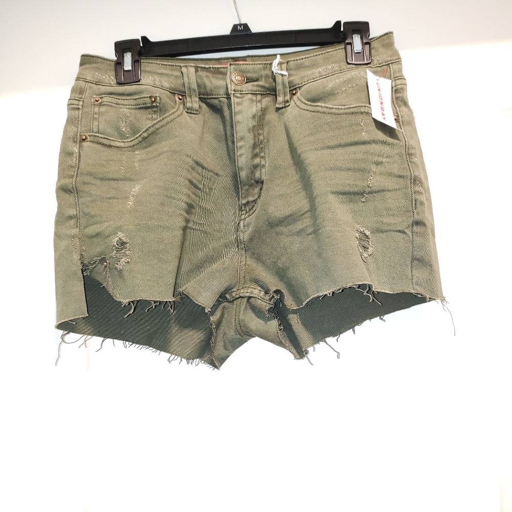 Olive green Unionbay shorts size 9